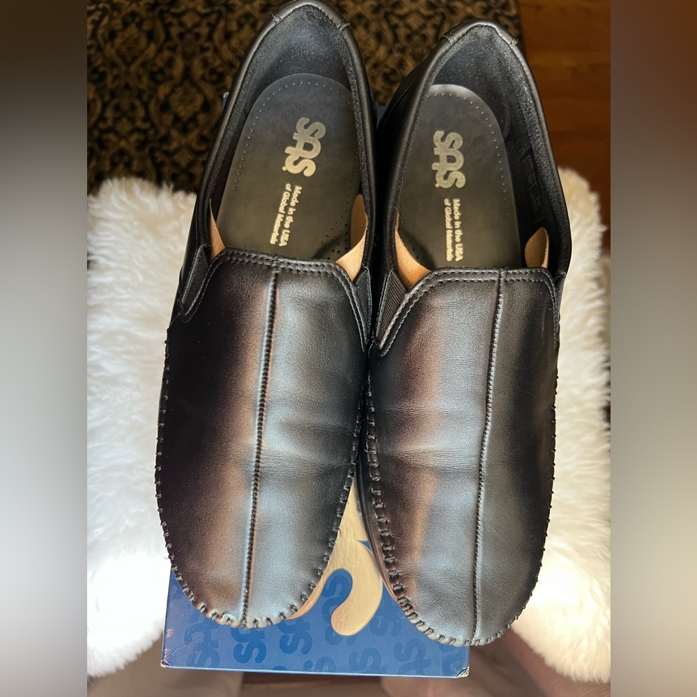 SAS Black Dream Slip On Loafer, Size 10 WW - Picture 2 of 9